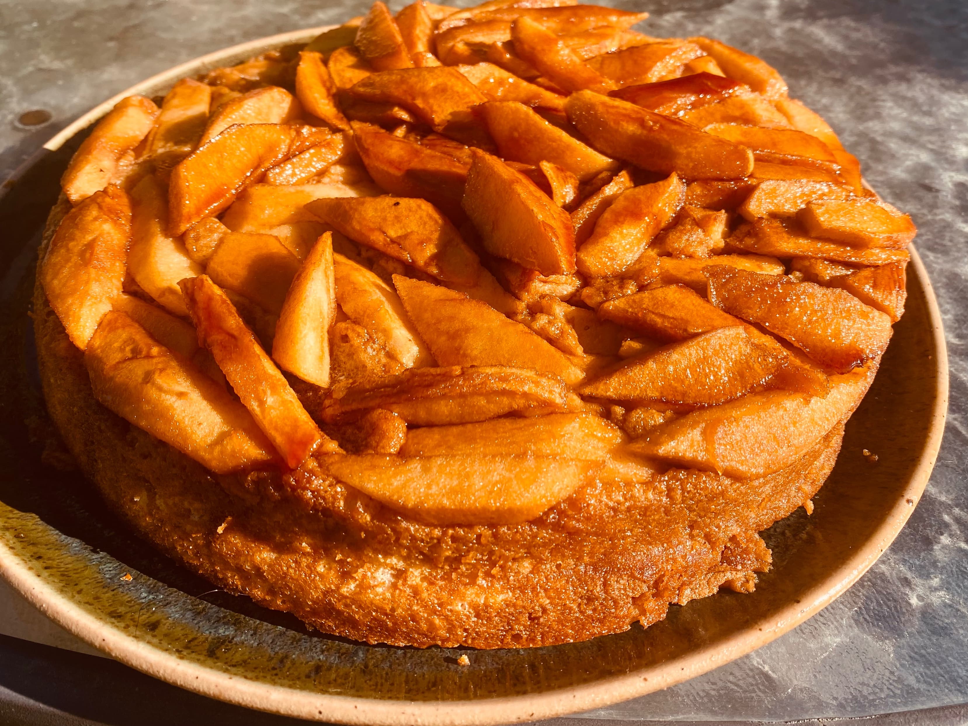 Caramel apple or pineapple spongecake